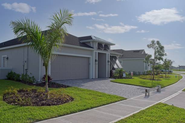 Best Custom Driveway Pavers  in Maplewood, WA