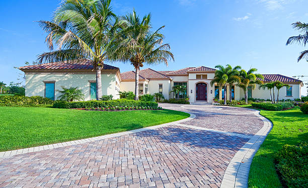 Professional Driveway Pavers in Maplewood, WA
